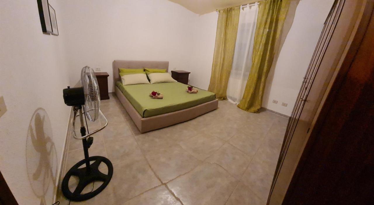 Kolbe'S House Apartment Siniscola Ngoại thất bức ảnh